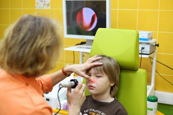 Эндоскопическая техника позволяет врачу полностью контролировать весь ход операции Эндоскопическая техника позволяет врачу полностью контролировать весь ход операции