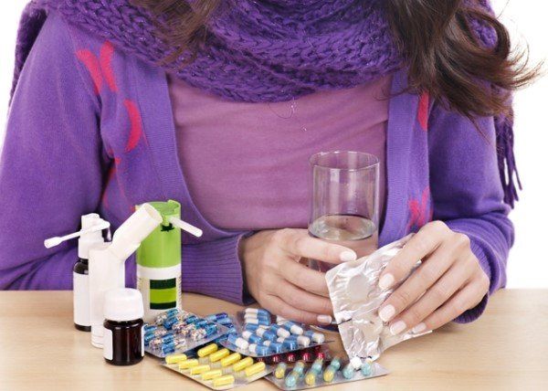 Выбор метода медикаментозного воздействия зависит от тяжести клинических симптомов Выбор метода медикаментозного воздействия зависит от тяжести клинических симптомов
